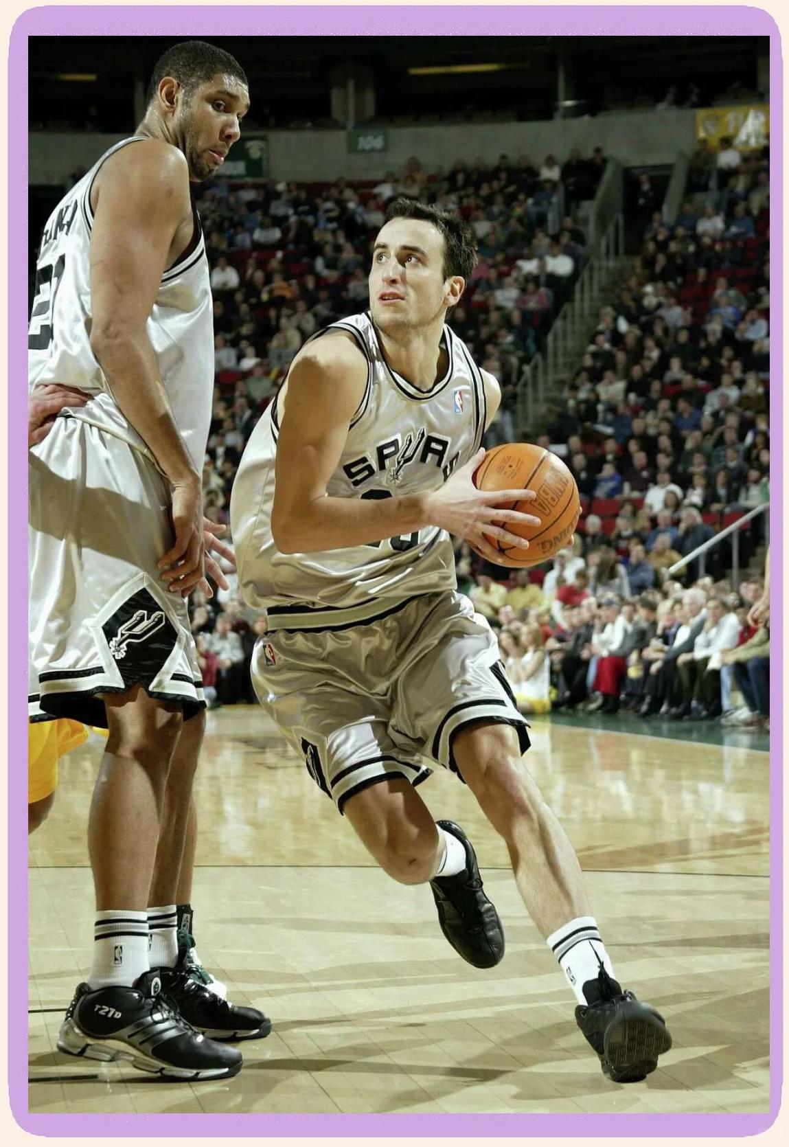 解锁新身份，美女球员艾丽莎-莱曼将成为米兰冬奥会火炬手（艾丽莎·莱曼受邀担任米兰冬奥会火炬手）